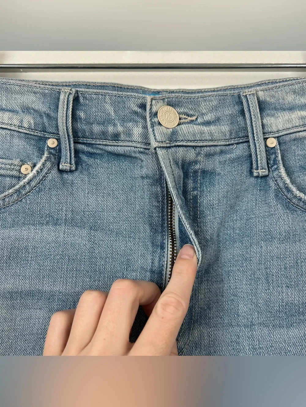 MOTHER The Teeny Tiny Mini Skirt in Sippin' Sweet Tea Size 24